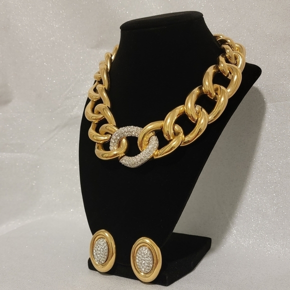 VINTAGE GIVENCHY Chunky Link Crystal Necklace w/Matching Earrings - Picture 11 of 13